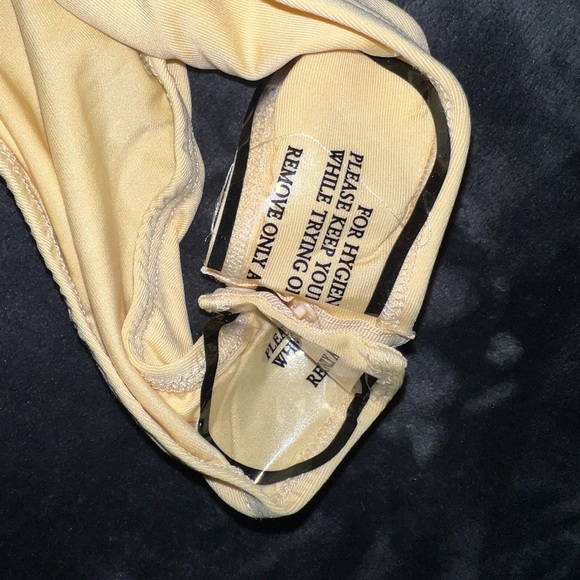 Princess Polly Tamikah Bodysuit in Yellow Size 4 New with tag - Picture 14 of 16